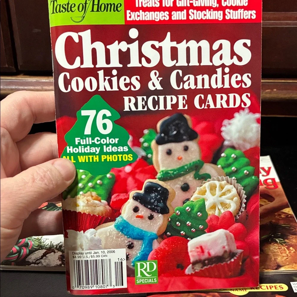 Vintage Holiday Baking Recipe cookBook Set